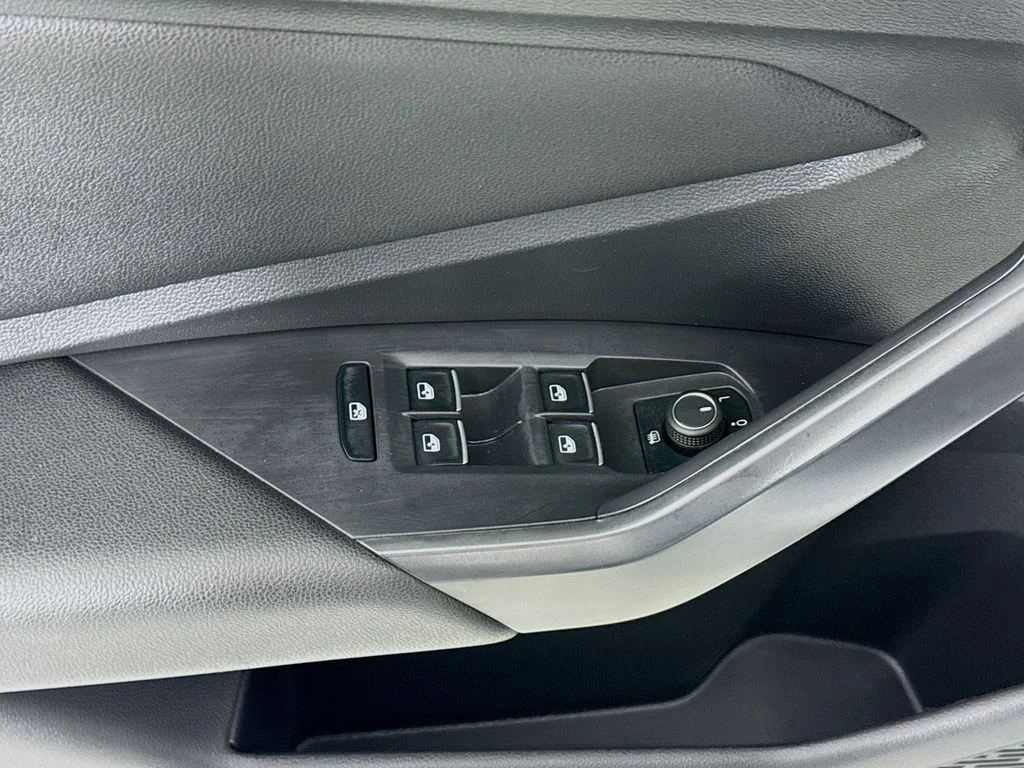 Used 2021 Pyrite Silver Metallic Volkswagen R-Line image 18