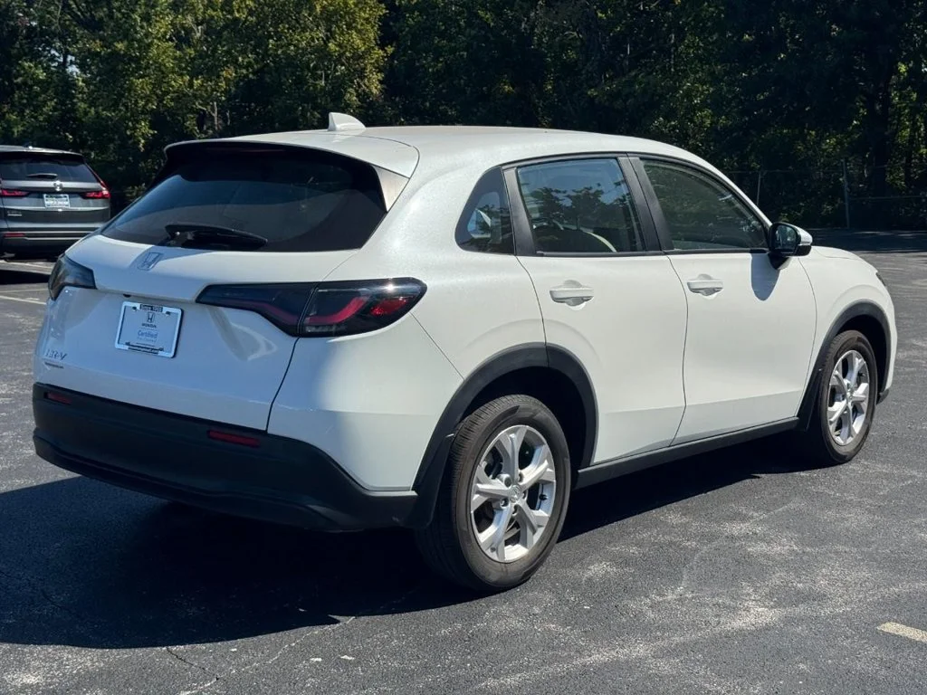 Certified Used 2025 White Honda LX image 4