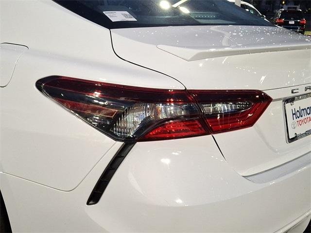 Certified Used 2022 White Toyota SE image 15