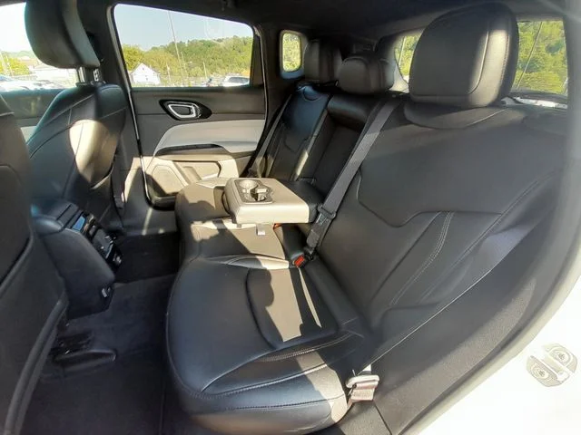 Used 2024 White Jeep Limited image 38