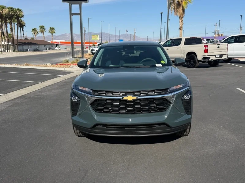 2026 Chevrolet Trax LS - Photo 8