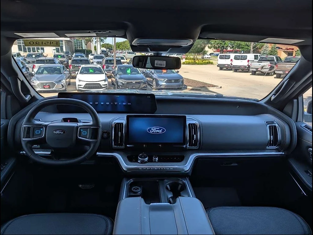 New 2026 Star White Metallic Tri-Coat Ford Tremor® image 5