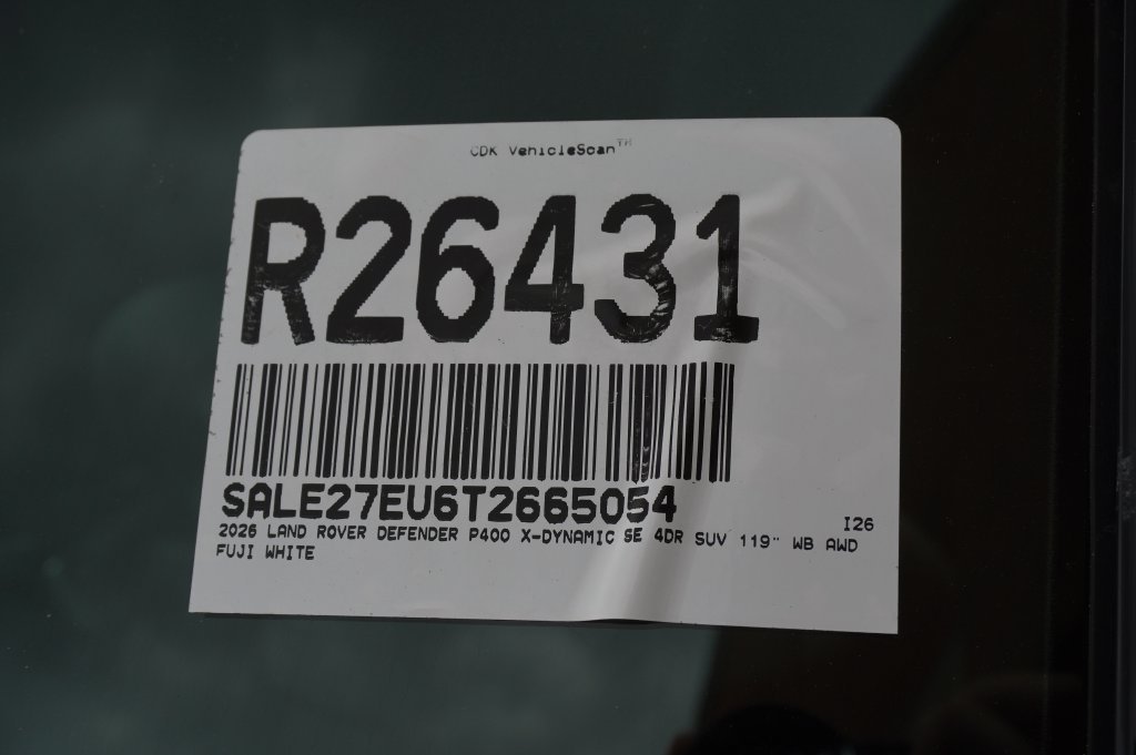 New 2026 Fuji White Land Rover X-Dynamic SE image 28