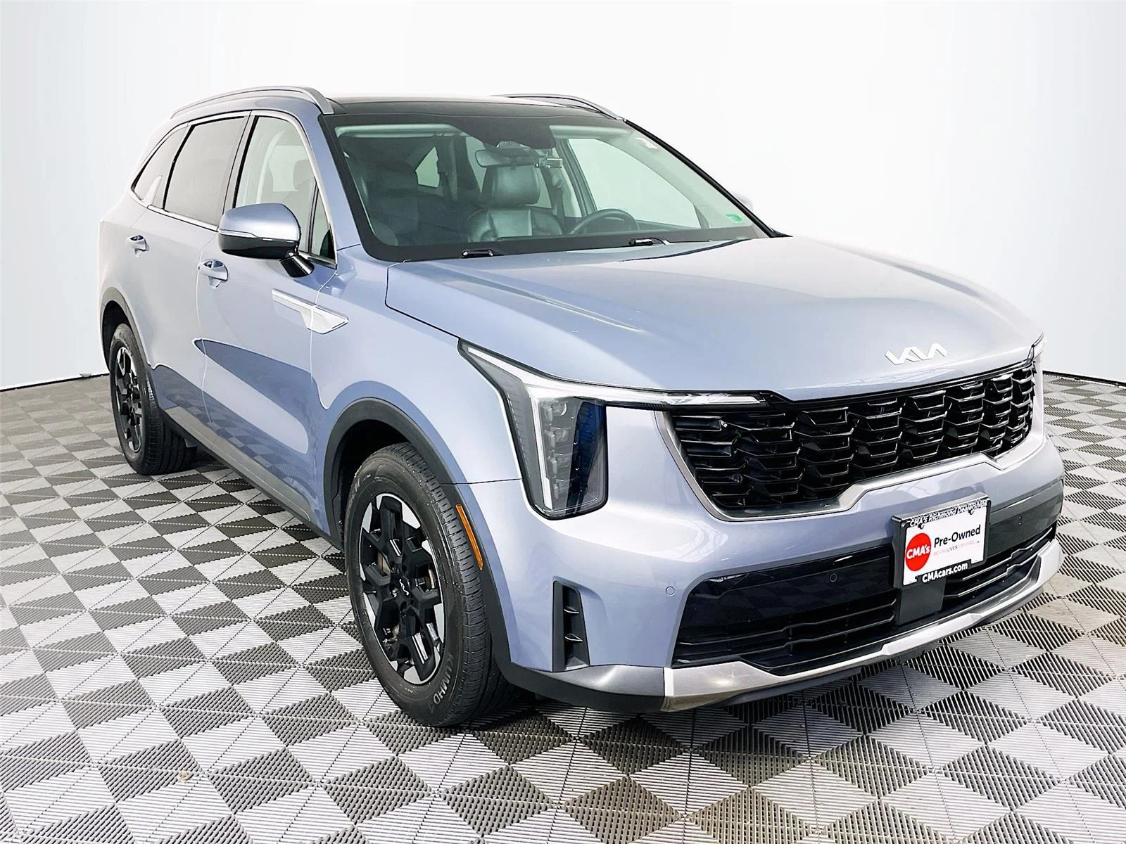 2025 Kia Sorento S AT's photo