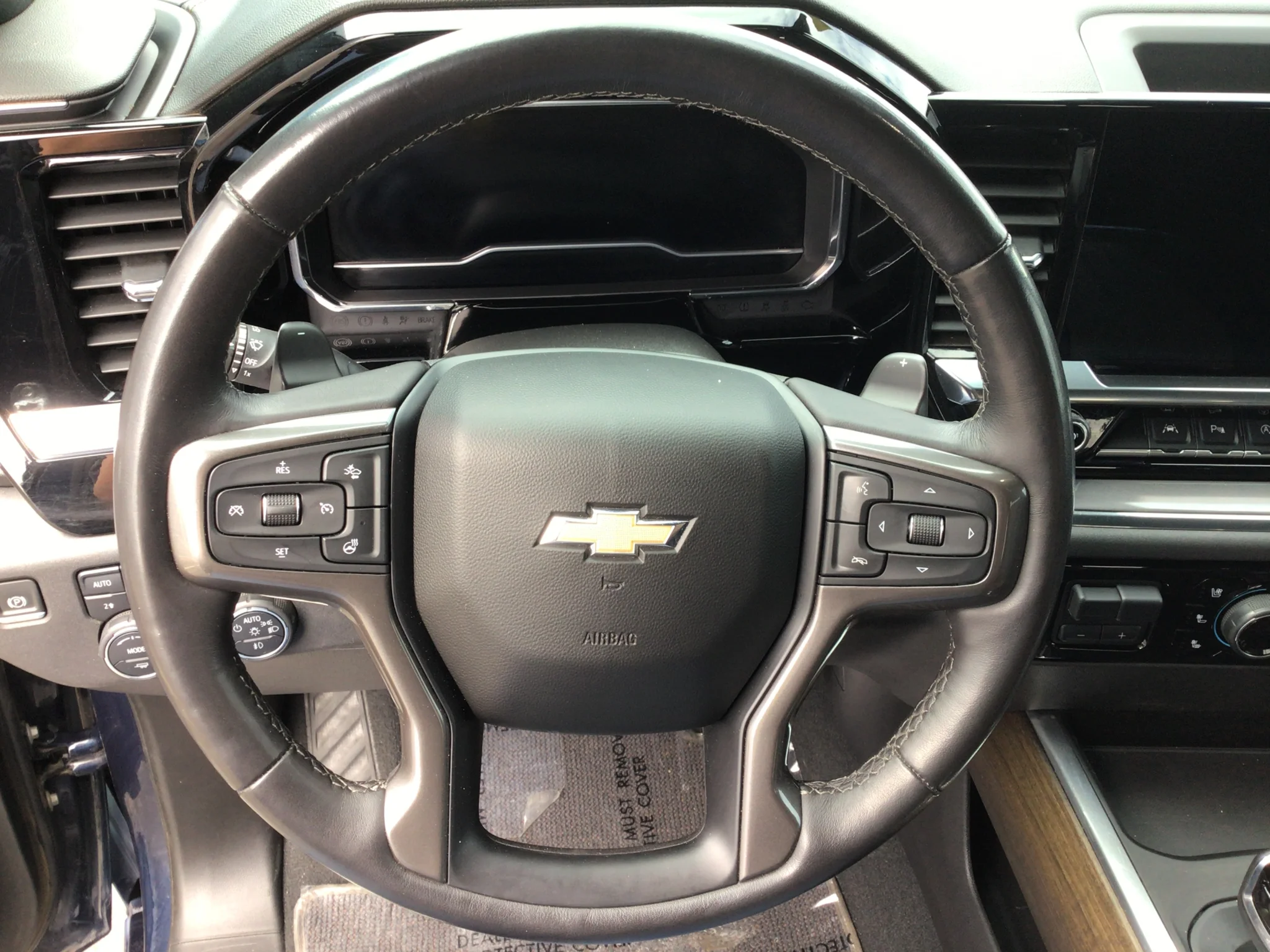 Used 2023 NORTHSKY BLUE METALLIC Chevrolet High Country image 13