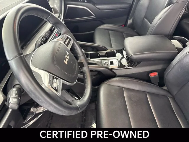 Used 2024 White Kia S image 26