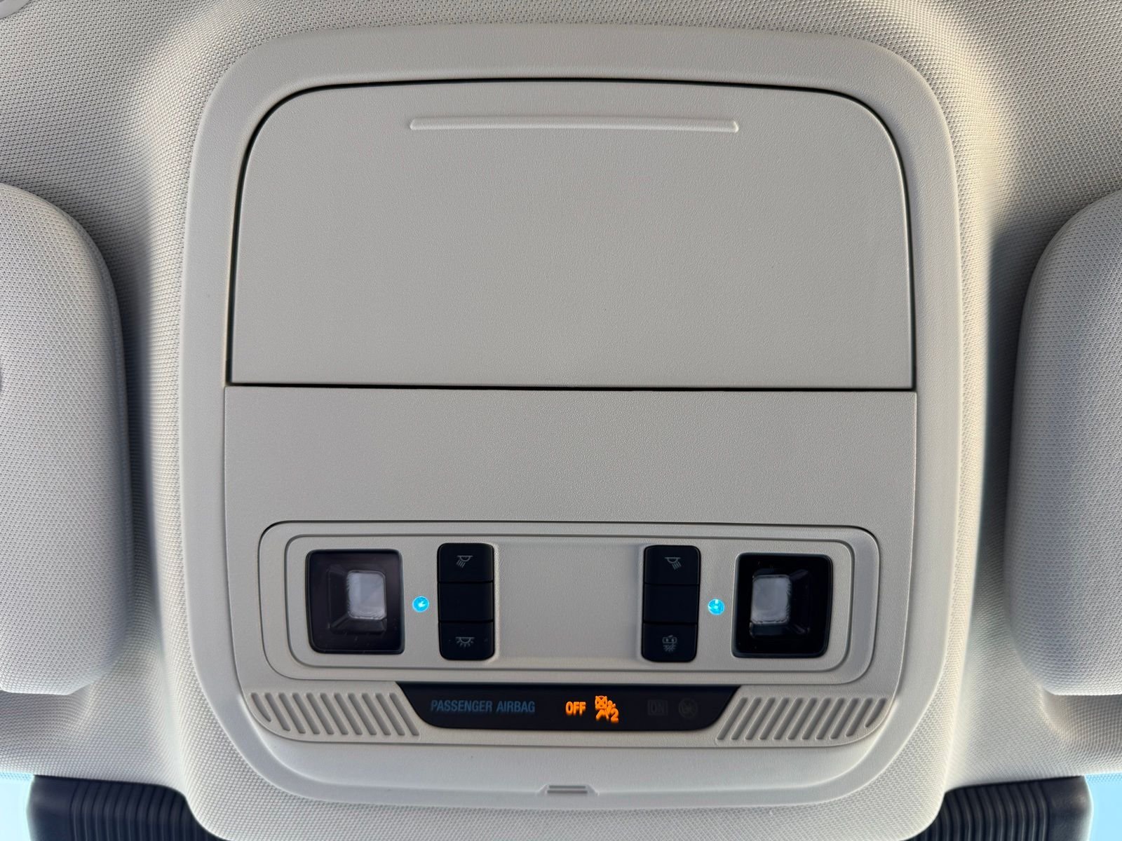 New 2026 White Metallic Ford Platinum image 28