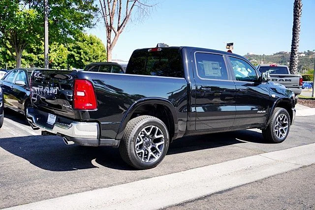 New 2026 Diamond Black Crystal Pearl-Coat Exterior Paint RAM Laramie image 9