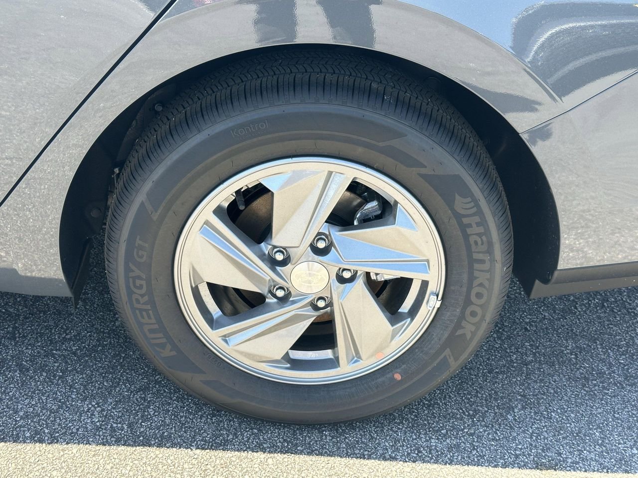 New 2026 Ecotronic Gray Hyundai SE image 17