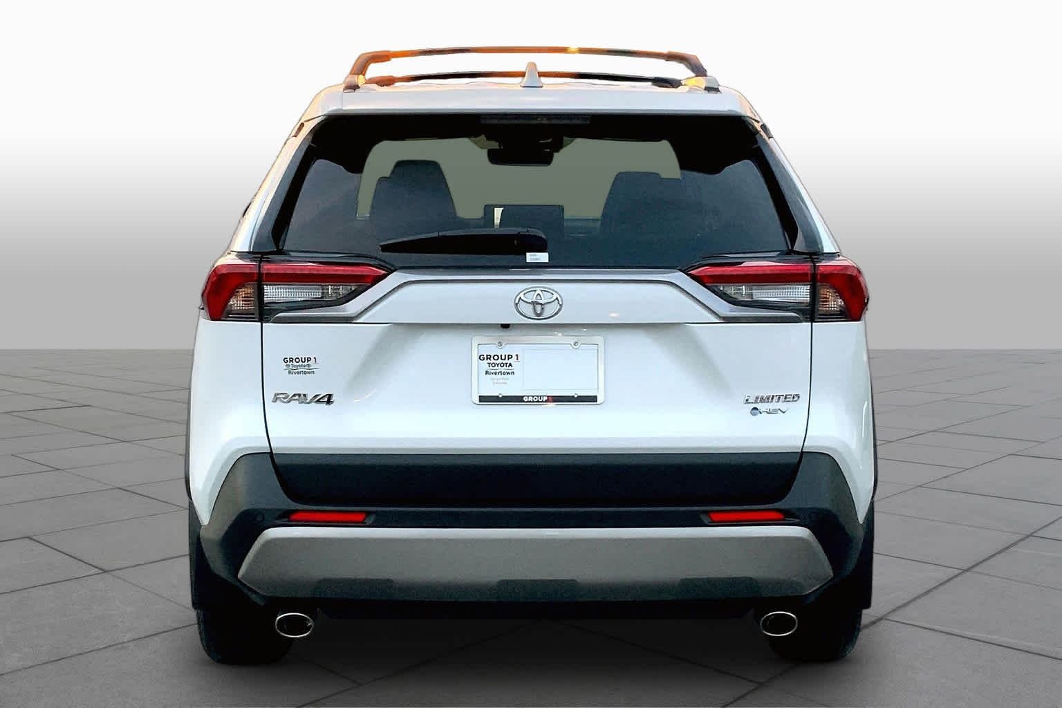 Used 2025 Wind Chill Pearl Toyota Hybrid Limited image 5