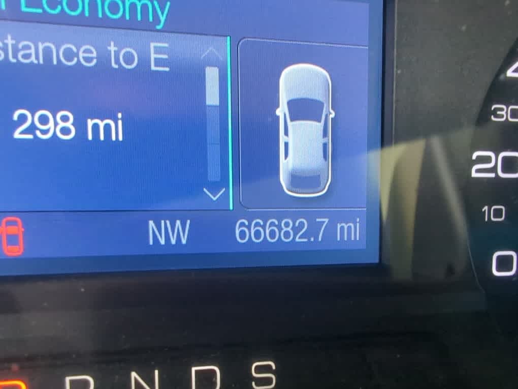 Used 2014 Mineral Grey Metallic Ford SE image 6
