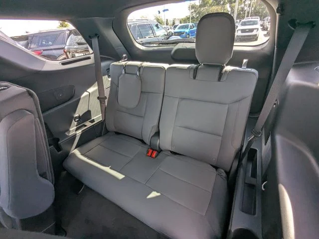New 2027 Carbonized Gray Metallic Ford Active image 13