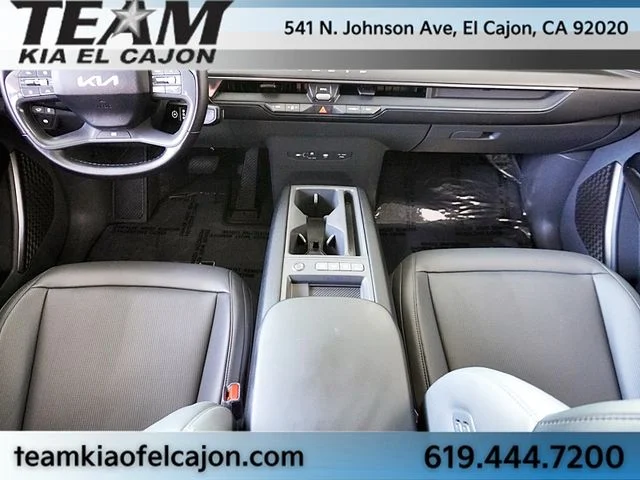 Used 2024 Black Kia Light Long Range image 21