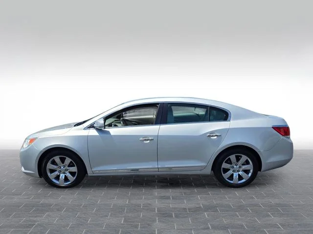 Used 2011 Silver Buick CXL image 4