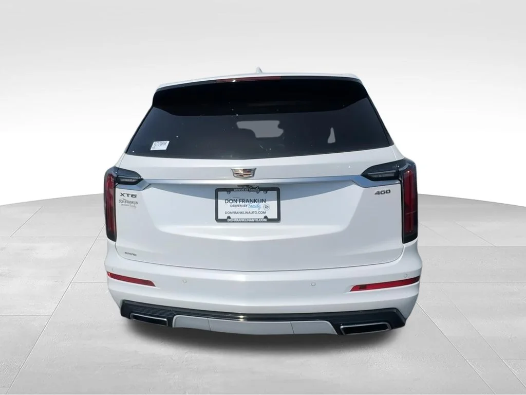 Used 2024 White Cadillac Sport image 9