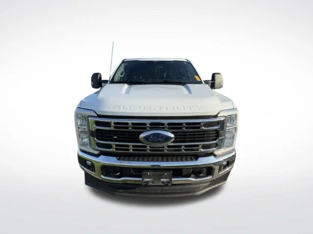Used 2024 White Ford XLT image 2