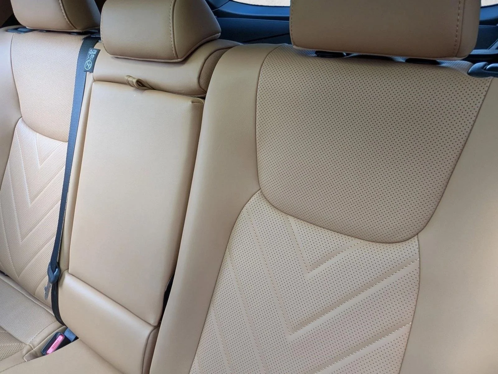 Used 2024 Redline Lexus NX 350h Luxury image 17
