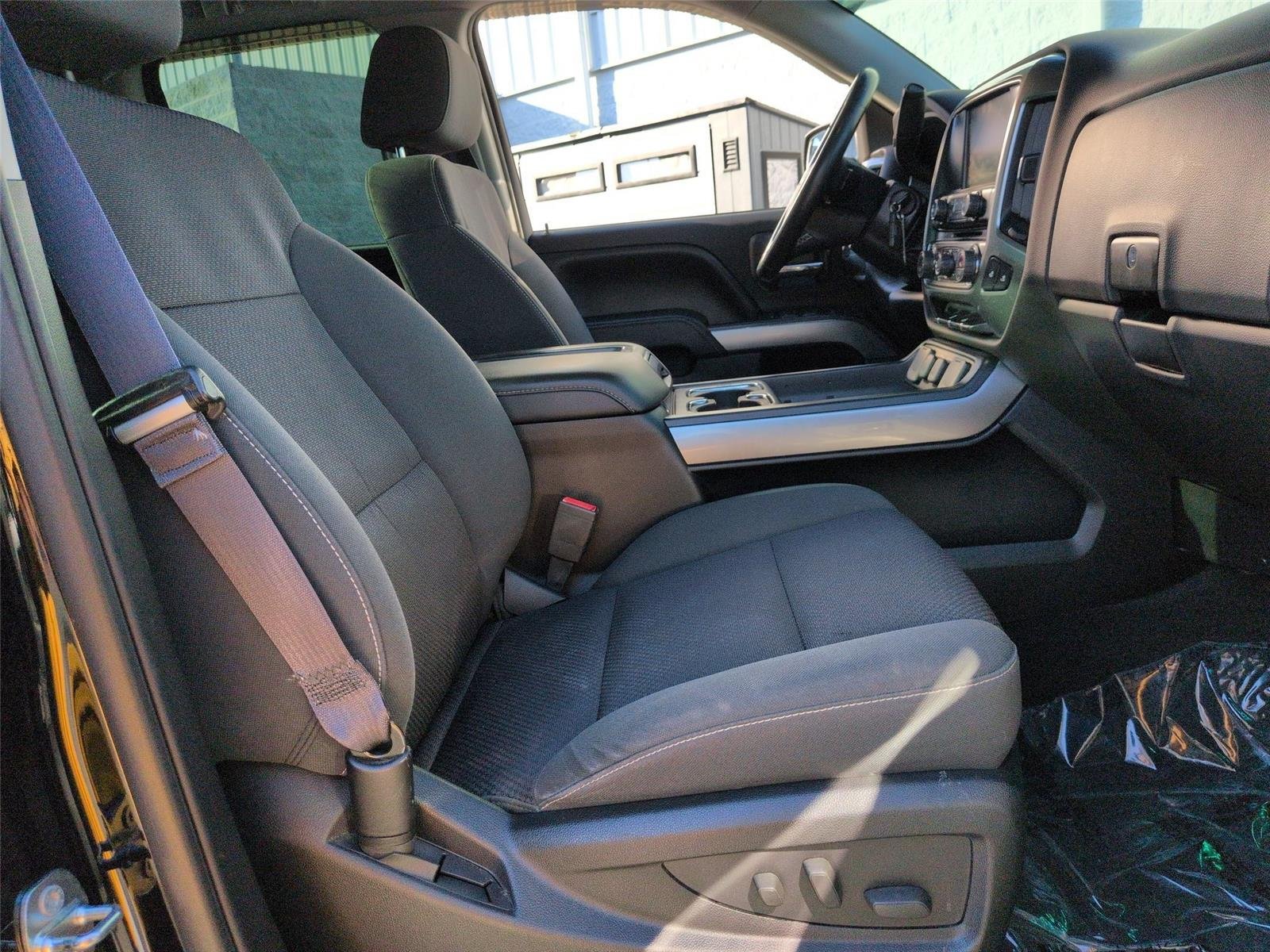Used 2015 Black Chevrolet LT image 33