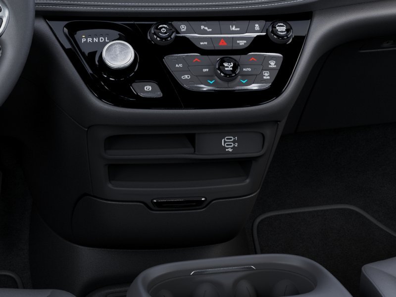 New 2026 Diamond Black Crystal Pearl-Coat Exterior Paint Chrysler Select image 52