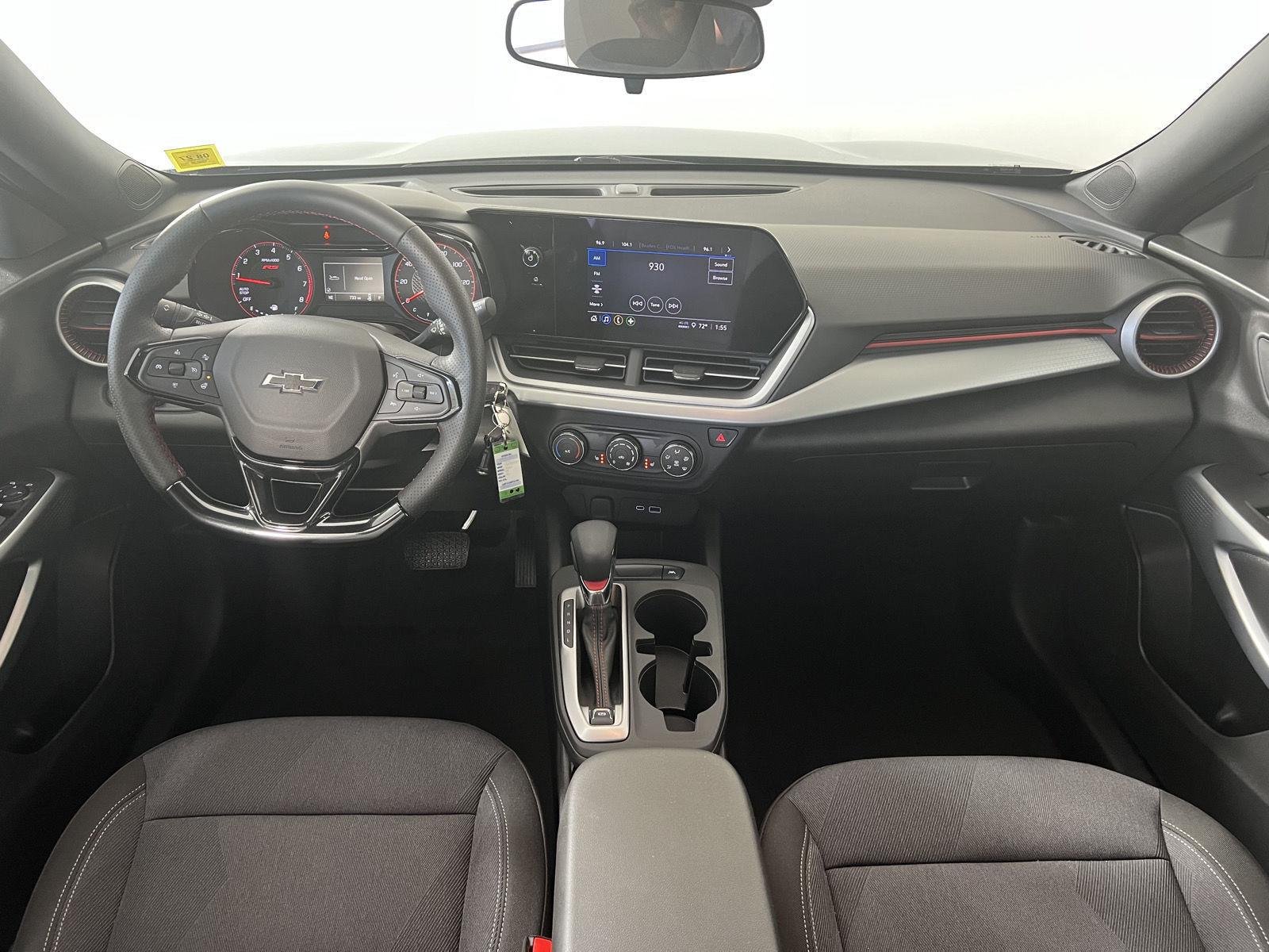 Used 2025 Sterling Gray Metallic Chevrolet 1RS image 17