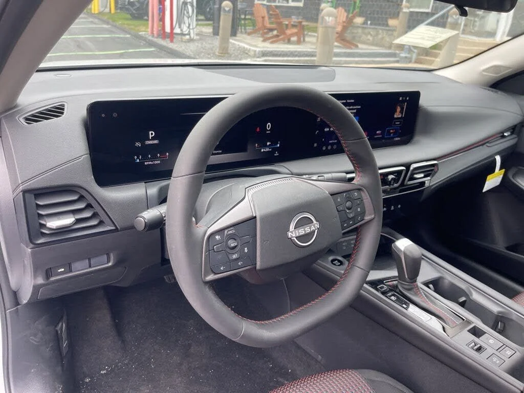 Used 2026 White Nissan SR image 15