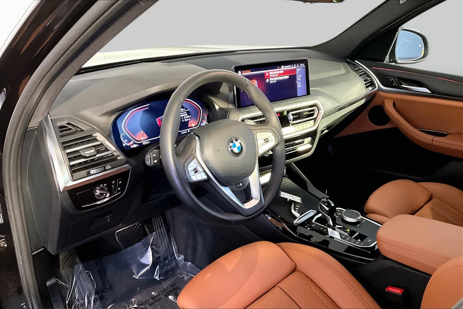 Used 2023 Black Sapphire Metallic BMW xDrive30i image 18