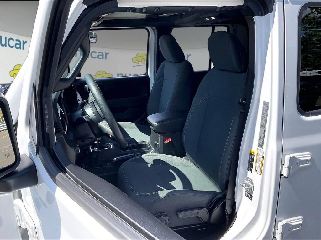 Used 2025 White Jeep Nighthawk image 10