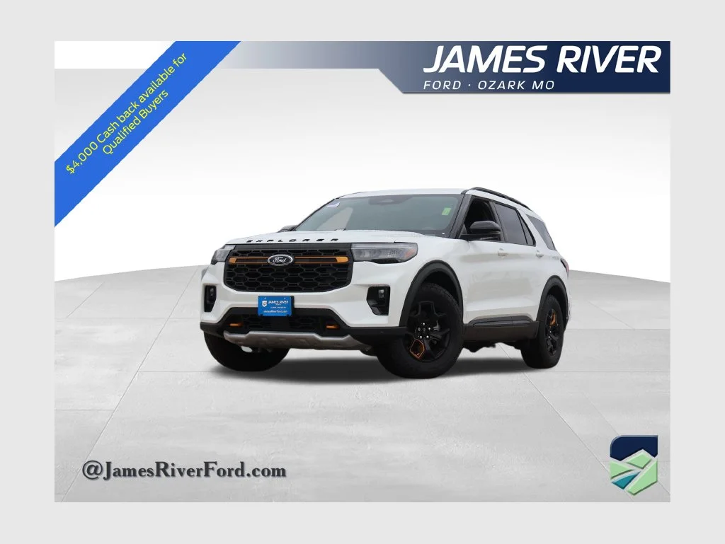 New 2026 Star White Metallic Tri-Coat Ford Tremor® image 1