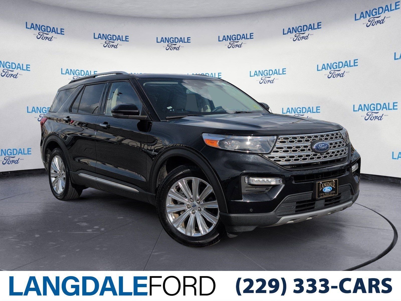 2022 Ford Explorer Limited RWD's photo