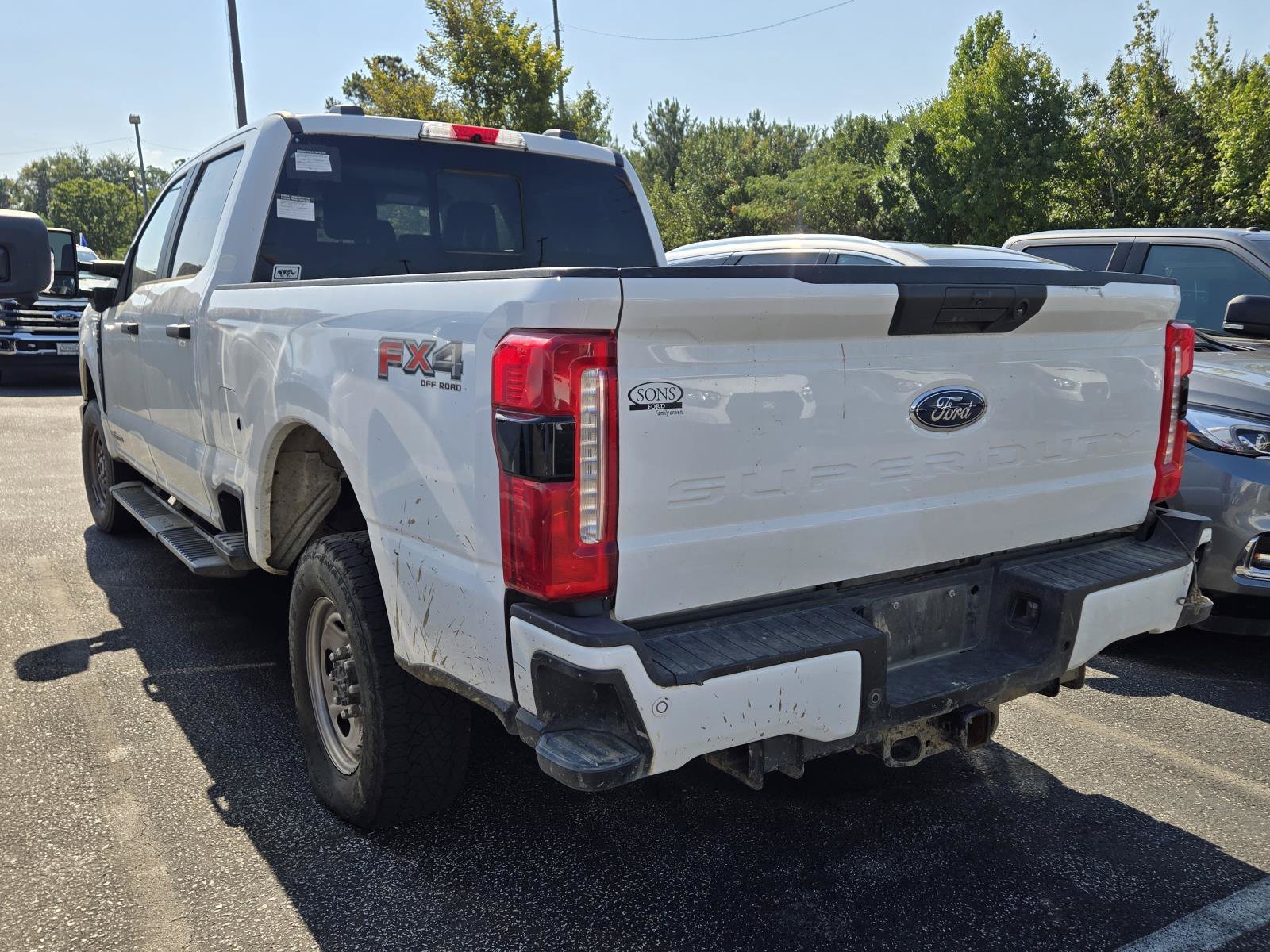 Used 2024 Oxford White Clearcoat Ford XL image 5
