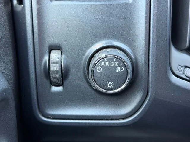 Used 2016 Tungsten Metallic Chevrolet WT image 22