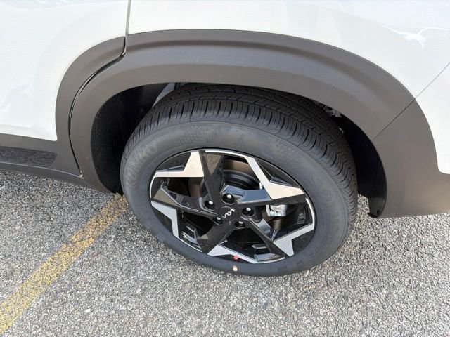 New 2026 Clear White / Black Roof Kia S image 6