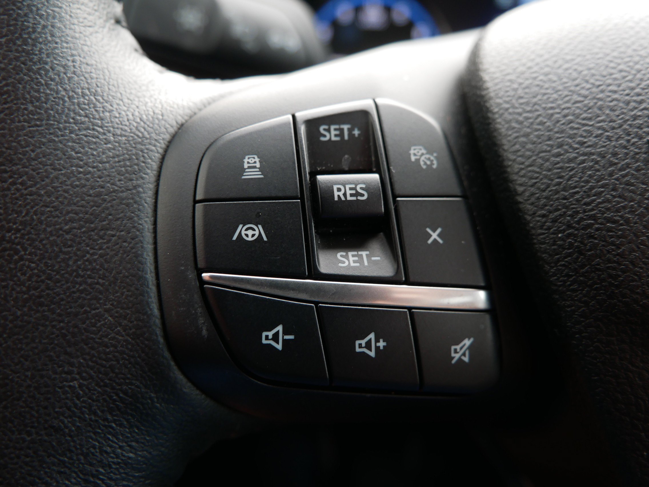 Used 2023 Orange Ford Outer Banks image 27