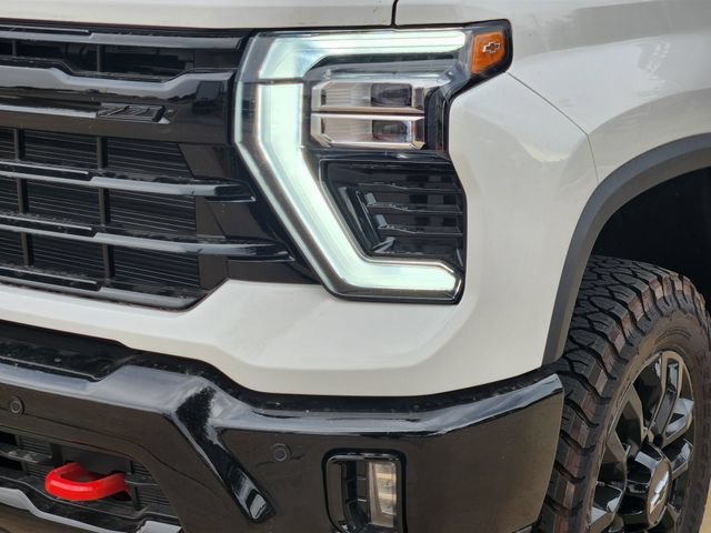 New 2026 Summit White Chevrolet LT image 17