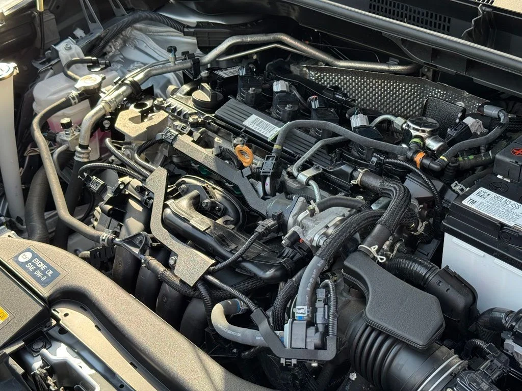 Used 2025 Silver Toyota XLE image 17