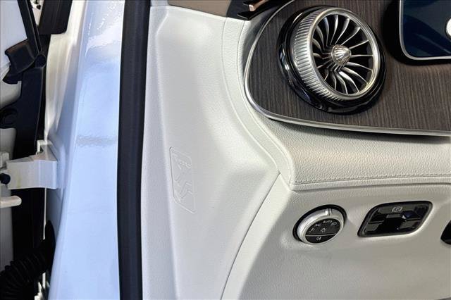 New 2026 Polar White Mercedes-Benz EQE 320+ image 39