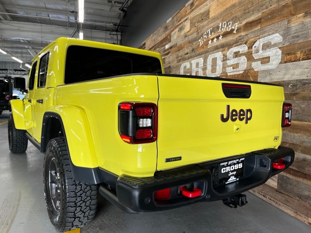Used 2023 High Velocity Clearcoat Jeep Rubicon image 24