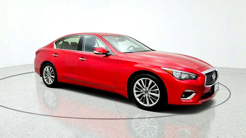 Used 2023 Dynamic Sunstone Red INFINITI LUXE AWD image 3