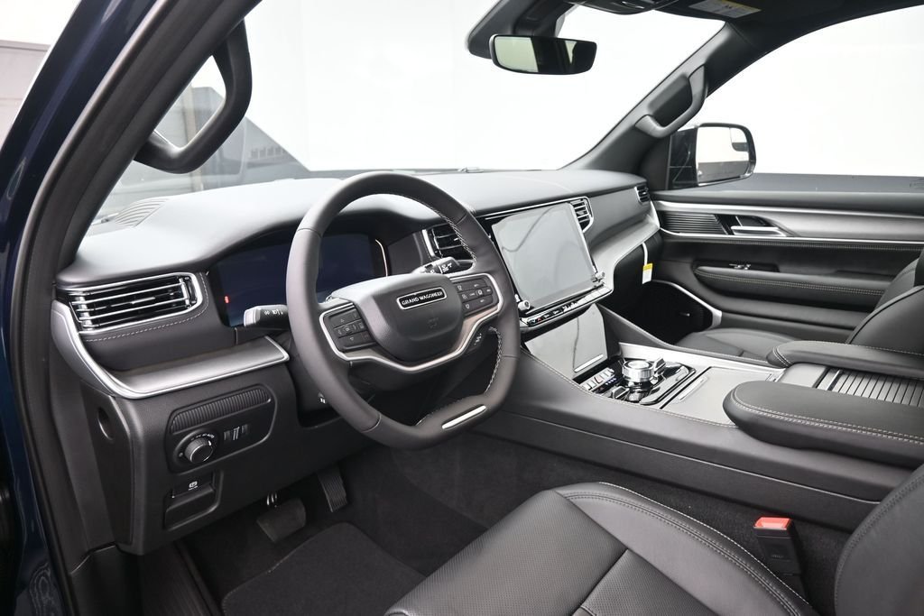 New 2026 Fathom Blue Pearl-Coat Exterior Paint (Late Availability) Jeep Limited Reserve image 19
