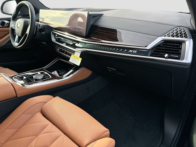 New 2026 Black BMW sDrive40i image 22