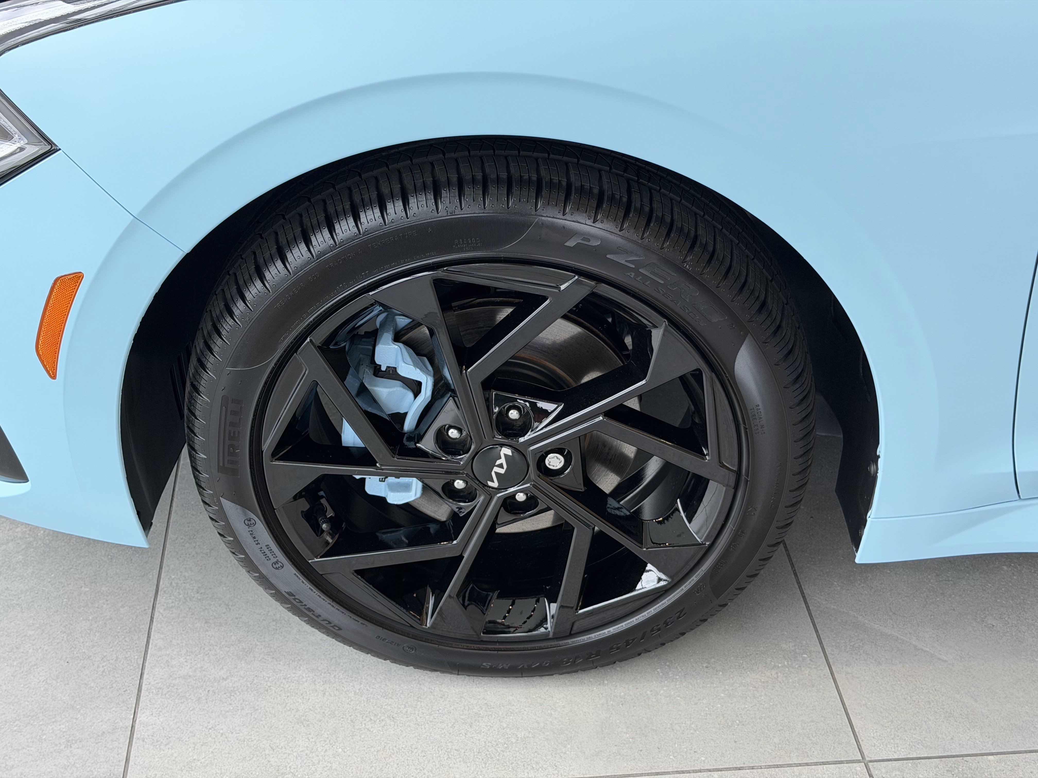 New 2026 Wolf Gray Kia GT-Line image 8