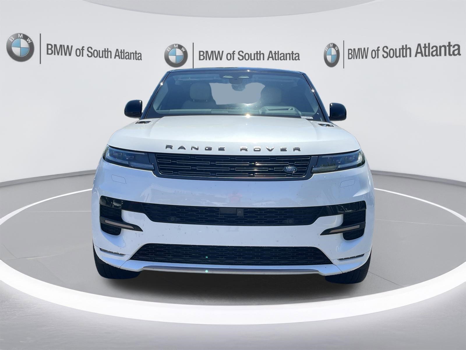 Used 2024 Fuji White Land Rover Dynamic SE image 26
