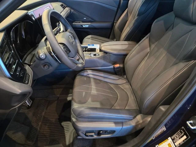 2026 Lexus TX 500h F-Sport Premium - Photo 6