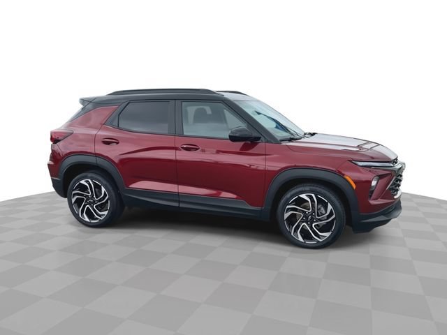 Used 2025 Crimson Metallic Chevrolet RS image 9