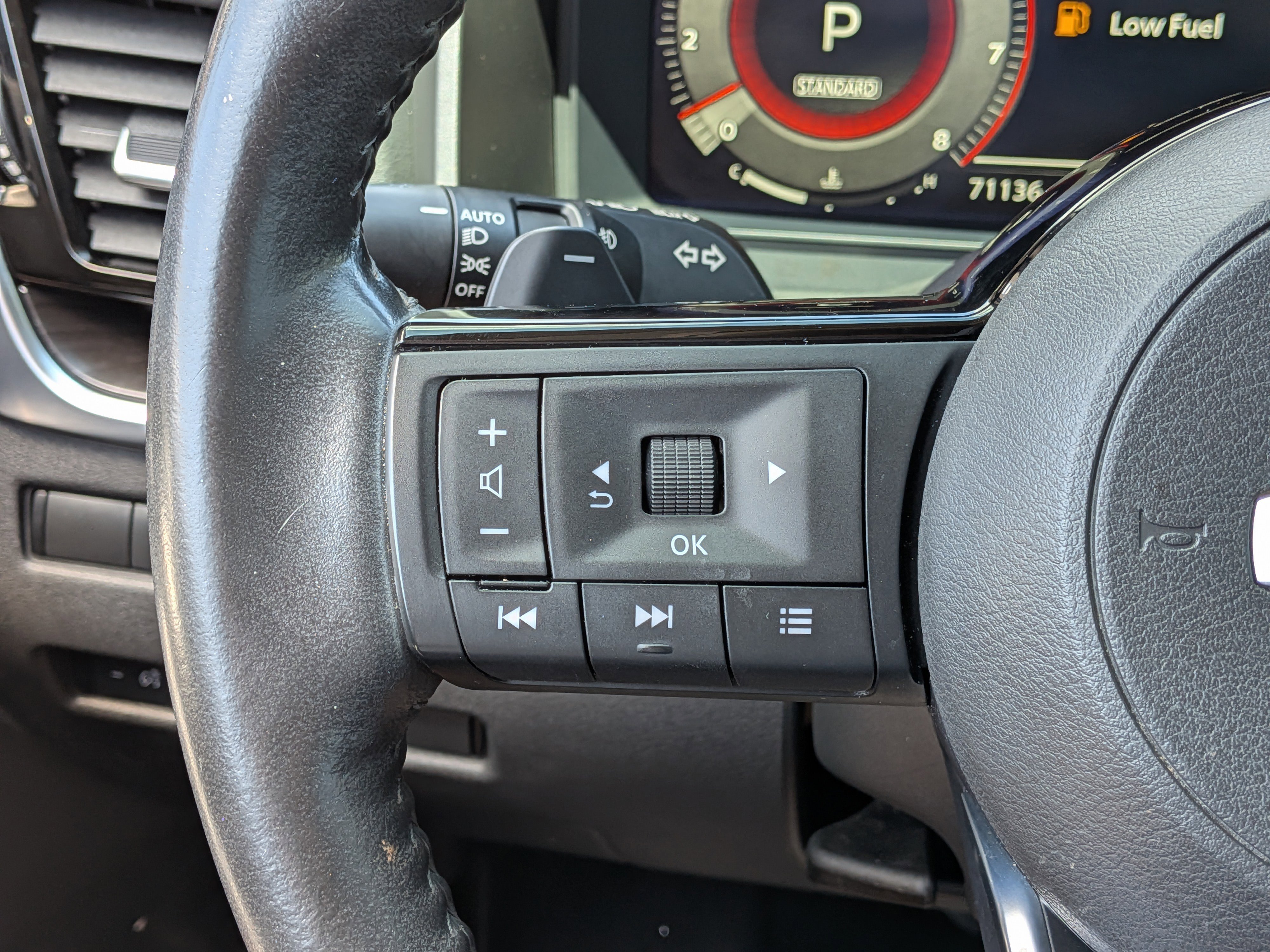 2021 Nissan Rogue Platinum - Photo 25