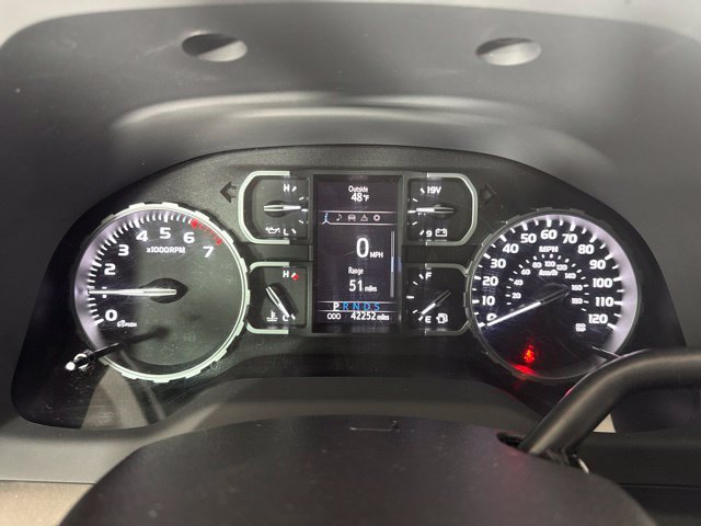 Used 2018 Blue Toyota SR5 image 17