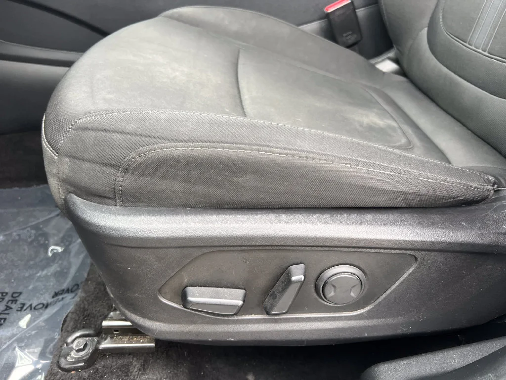 Used 2024 Gray Hyundai SEL image 9