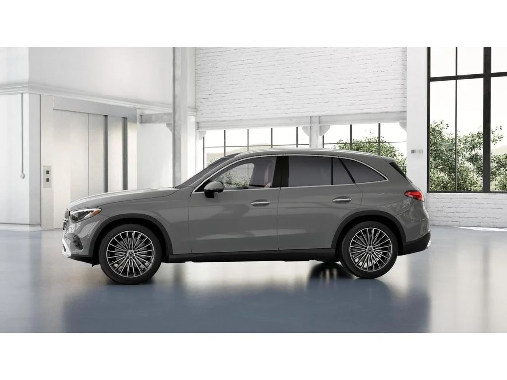 New 2027 White Mercedes-Benz GLC 300 image 69