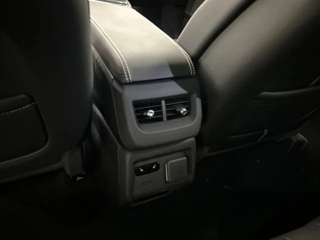 New 2027 Vibrant White Tricoat Cadillac Premium Luxury image 19