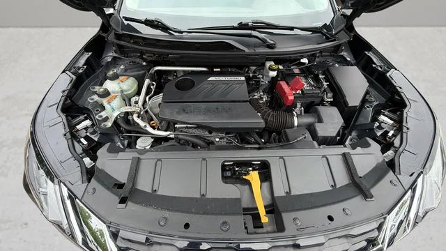 Used 2023 Black Nissan S image 34
